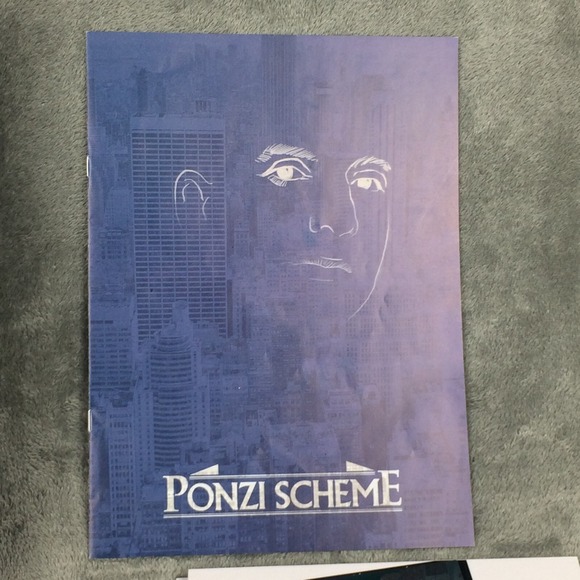 Ponzi Scheme Board Game TMG Tasty Minstrel Games OOP - Picture 3 of 10